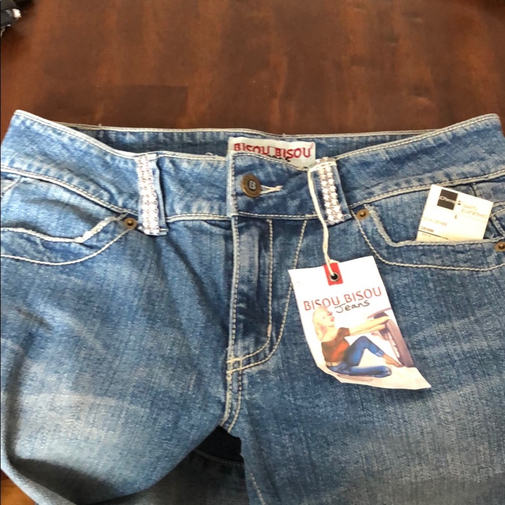 Bisou Bisou Jeans